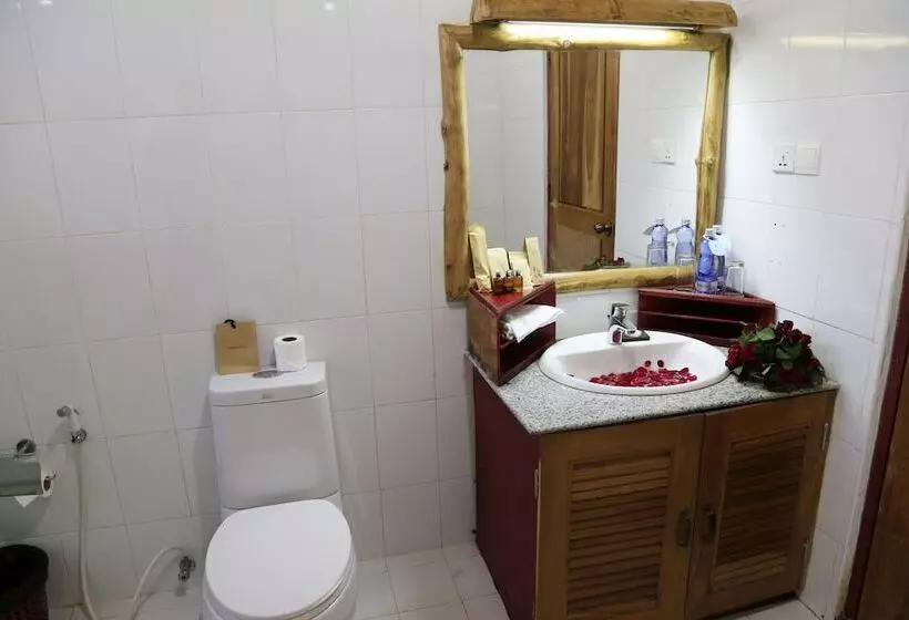 اتاق لوکس, Kma Shwe Pyi Bago Resort