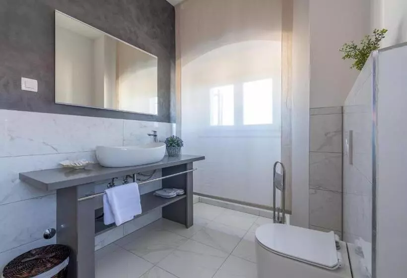 デラックスルーム, B&b Heritage Villa Apolon