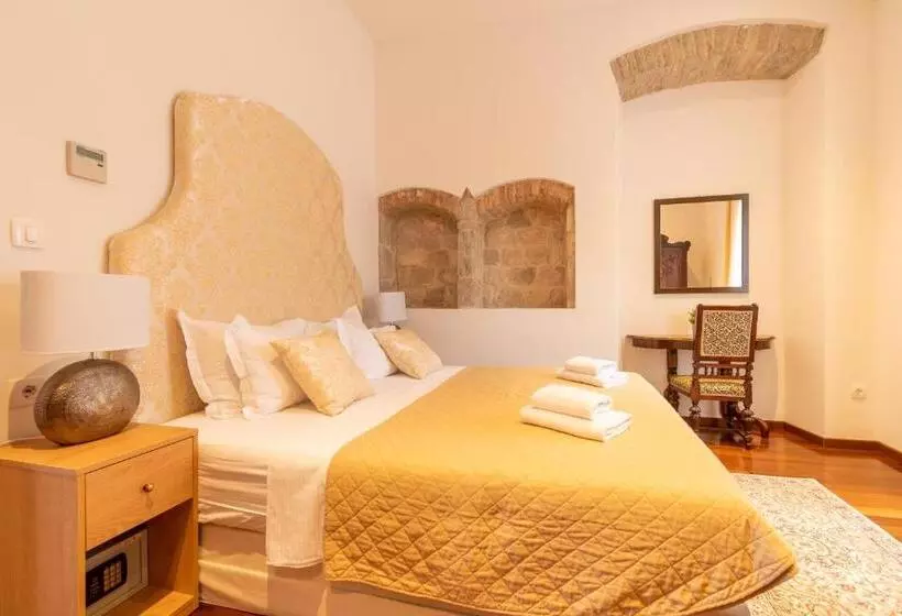 オーシャンビュースイート, B&b Heritage Villa Apolon