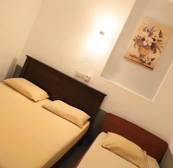 غرفة إقتصادية ثلاثية, Holiday Inn Unawatuna