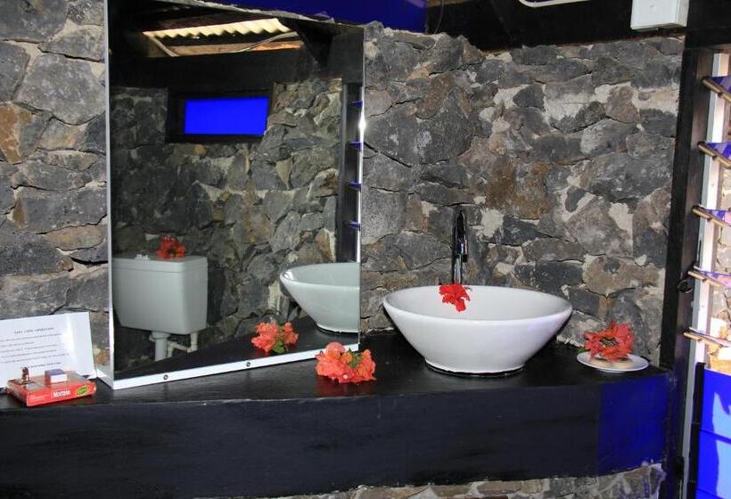 Standard Szoba, Stevensons At Manase