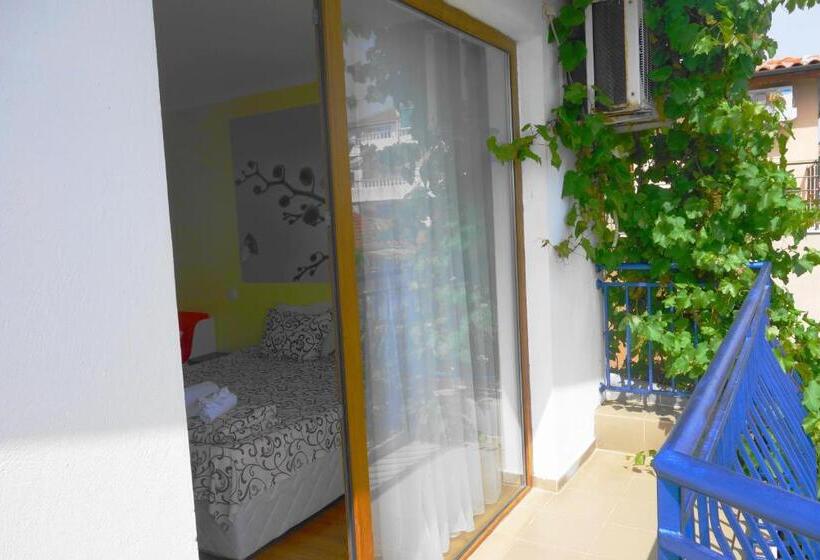 Номер Стандарт с Балконом, Aquamarine