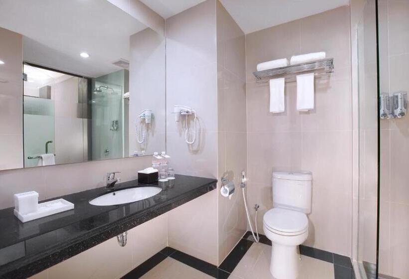 חדר דלוקס, Aston Lampung City