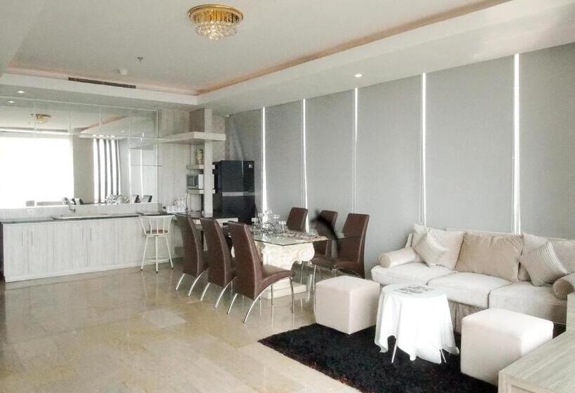 סוויטה נשיאותית, Aston Lampung City