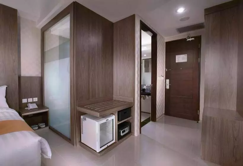 オーシャンビュースタンダードルーム, Aston Lampung City