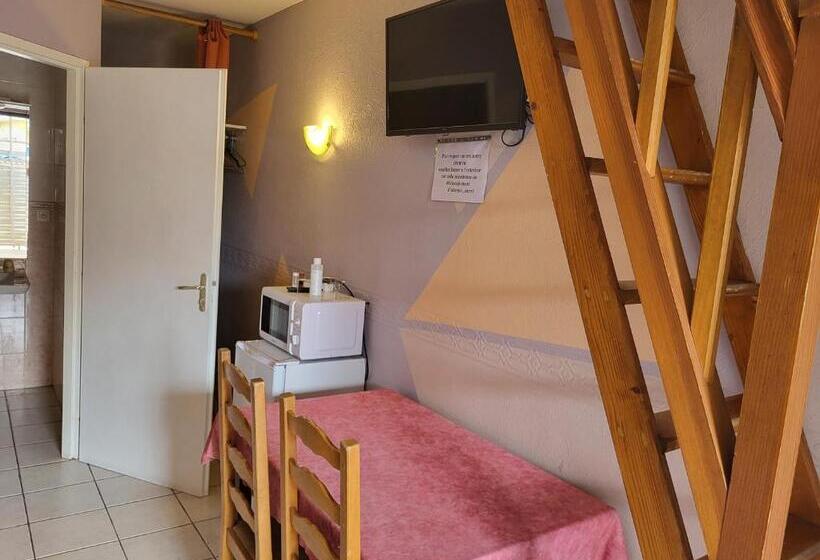 家庭间, Auberge De L'europe