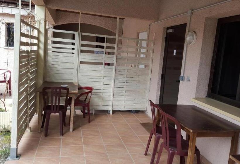 家庭间, Auberge De L'europe