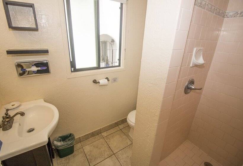 إستوديو قياسى, Capitola Venetian Vacation Rentals