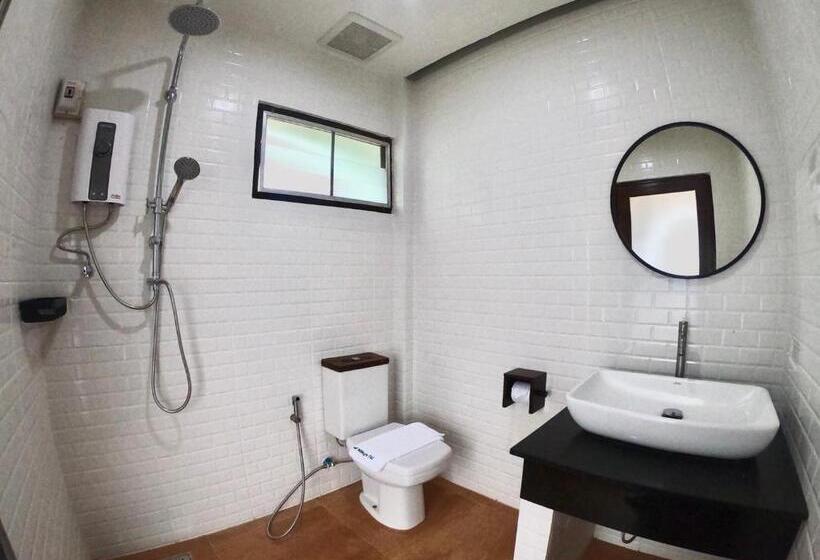 كابينة, Diamond Village Pai