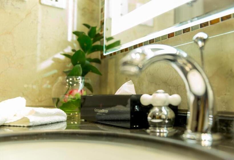 Номер Deluxe Кровать Кинг, Golden Tulip Addis Ababa