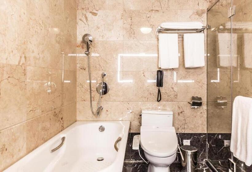 Люкс Кровать Кинг, Golden Tulip Addis Ababa