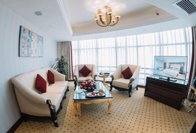 Люкс Кровать Кинг, Golden Tulip Addis Ababa