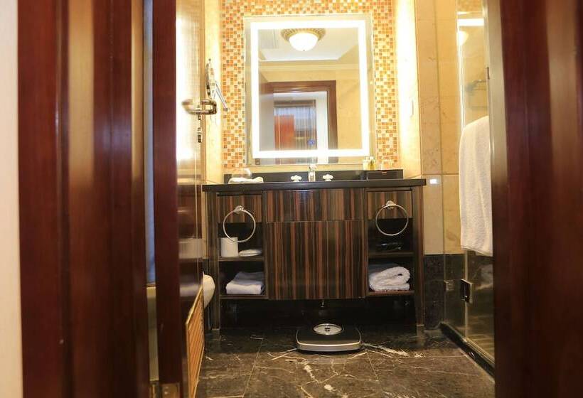 Номер Deluxe, Golden Tulip Addis Ababa