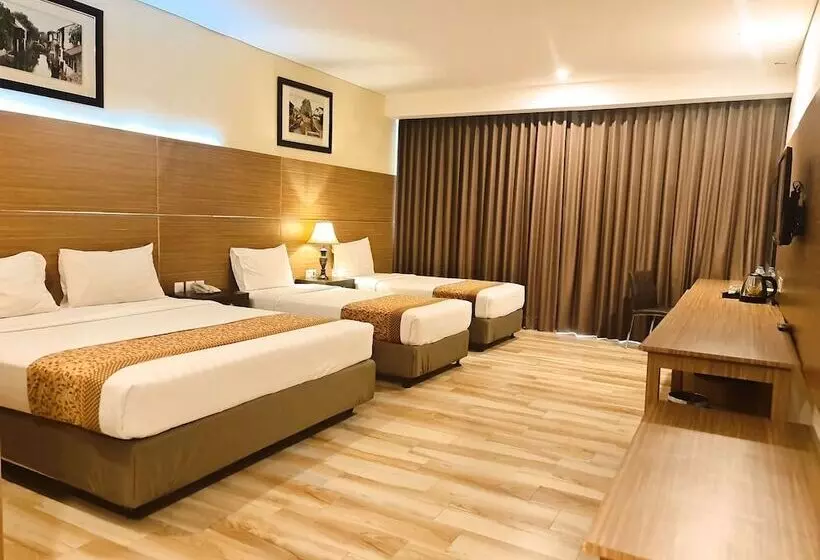 バルコニー付きデラックスルーム, Golden Tulip Essential Belitung