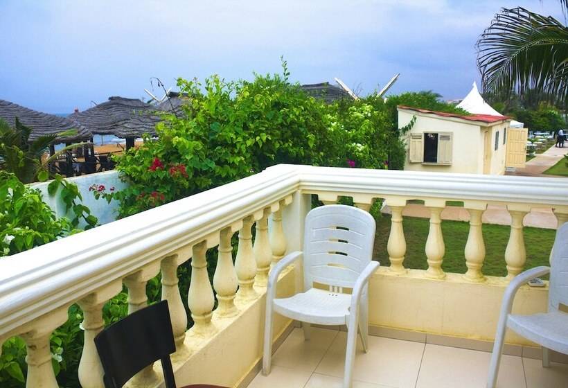 بانگلوی استاندارد, Residence Madiba