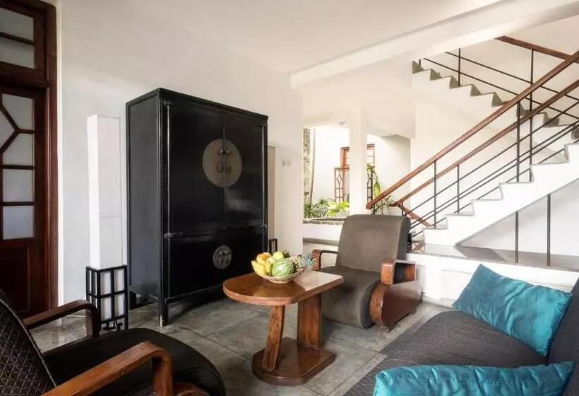 اتاق لوکس با بالکن, Mount Lodge Boutique