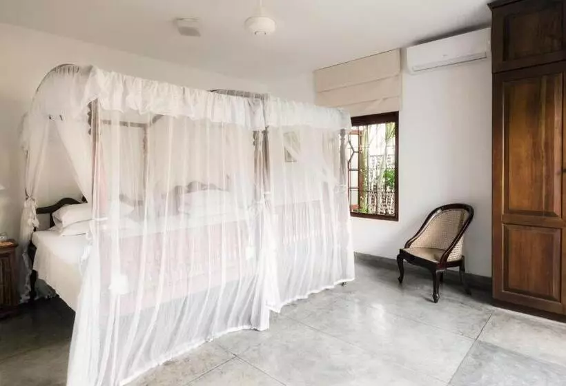 اتاق لوکس با بالکن, Mount Lodge Boutique