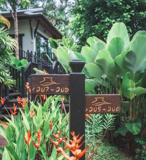 Номер Deluxe, Numsai Khaosuay Resort