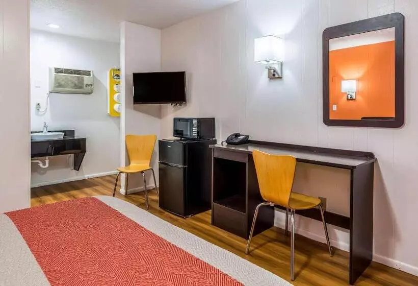 スタンダードルーム, Motel 6tremonton, Ut