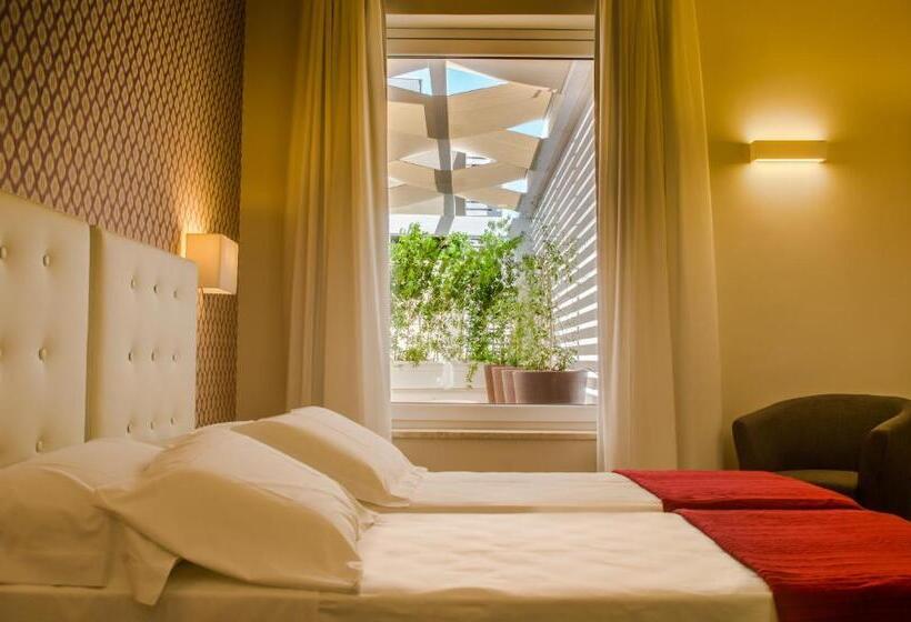 غرفة قياسية, Il Gallo Bianco