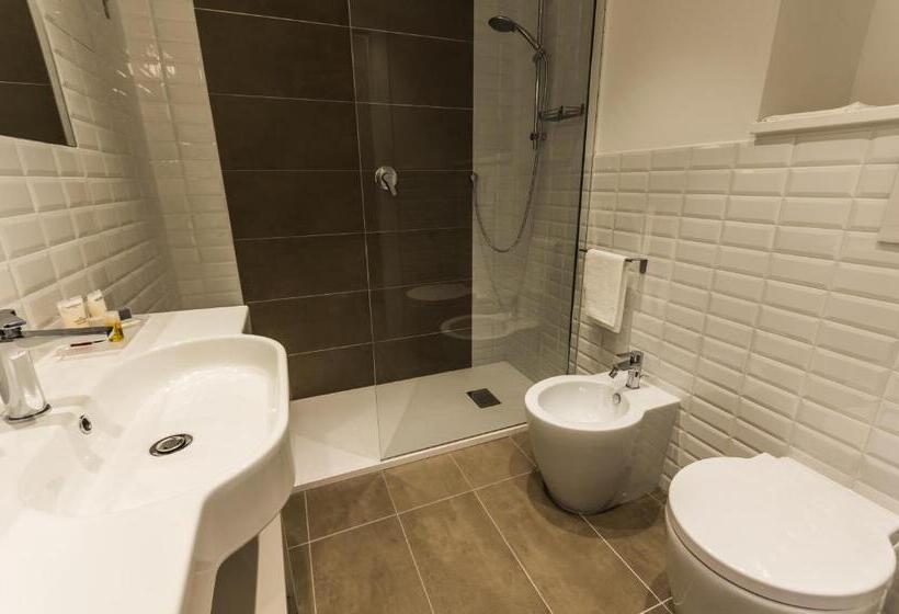 غرفة تنفيذية, Il Gallo Bianco