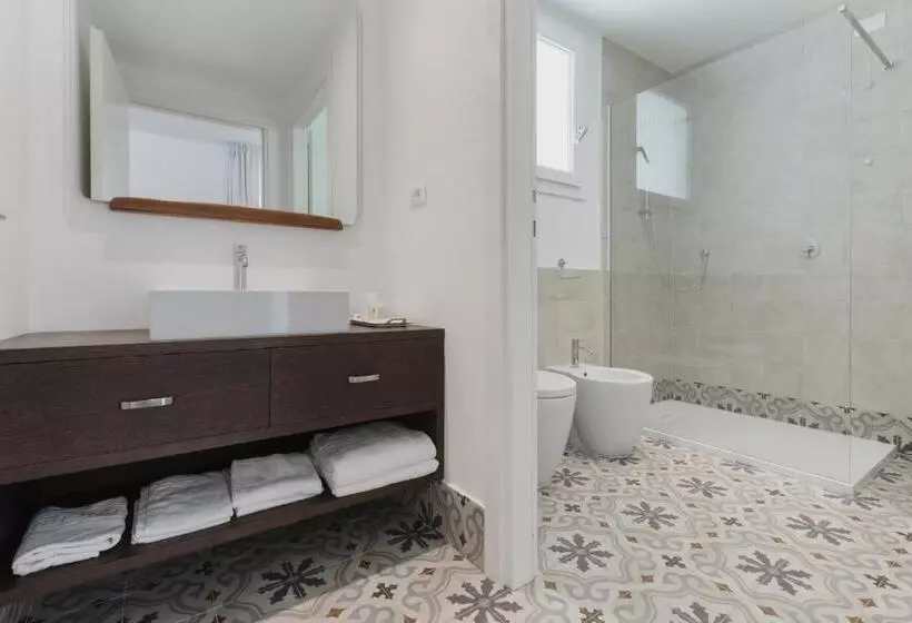 Suite with Terrace, Il Gallo Bianco