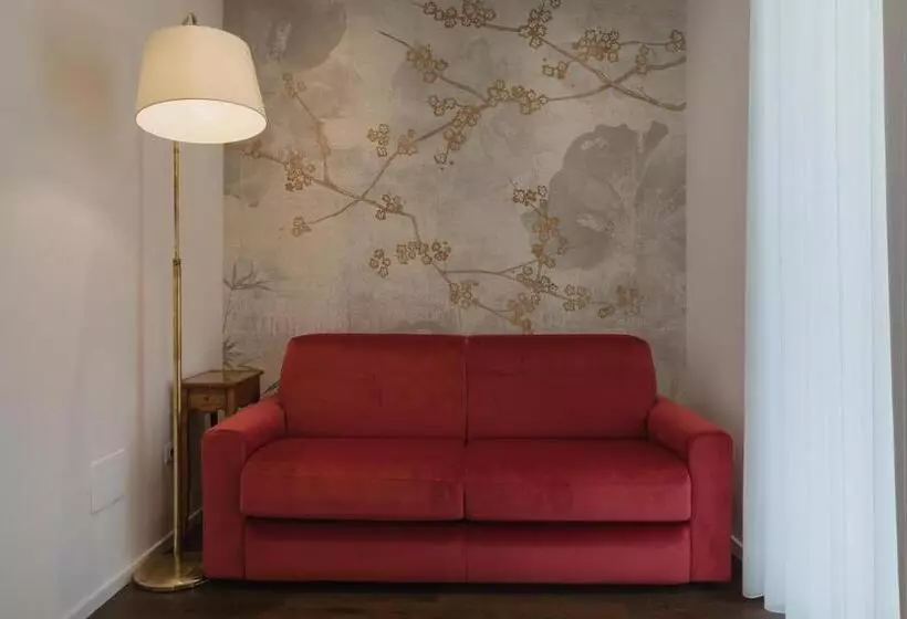 Suite with Terrace, Il Gallo Bianco