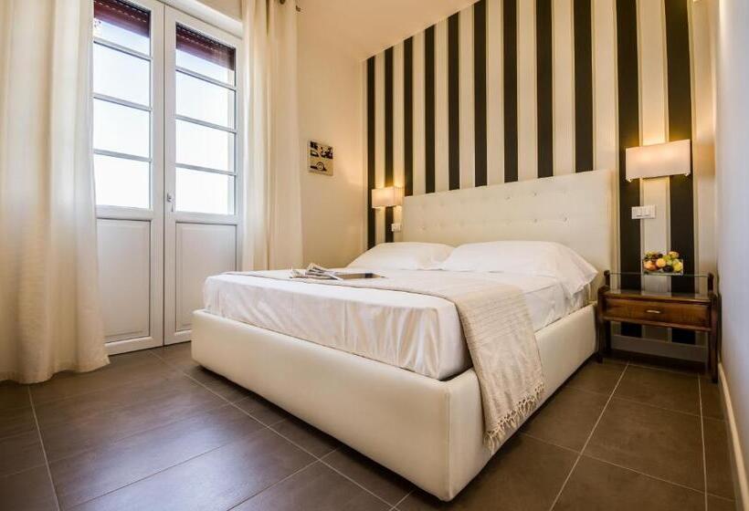 غرفة تنفيذية, Il Gallo Bianco