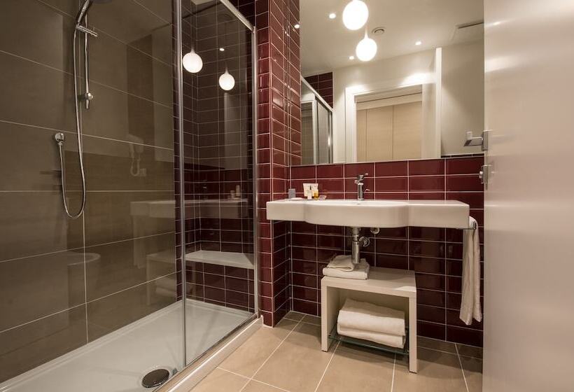 غرفة تنفيذية, Il Gallo Bianco