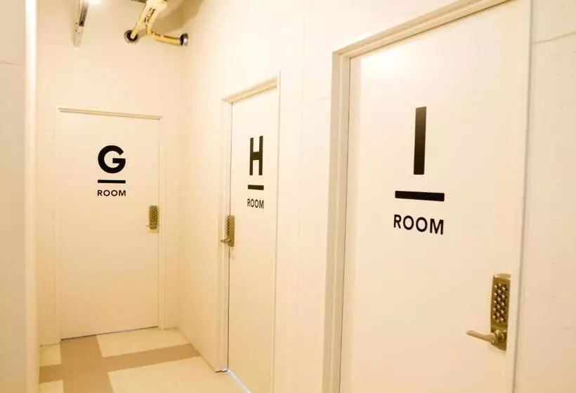エコノミールーム, Hostel Tangatable