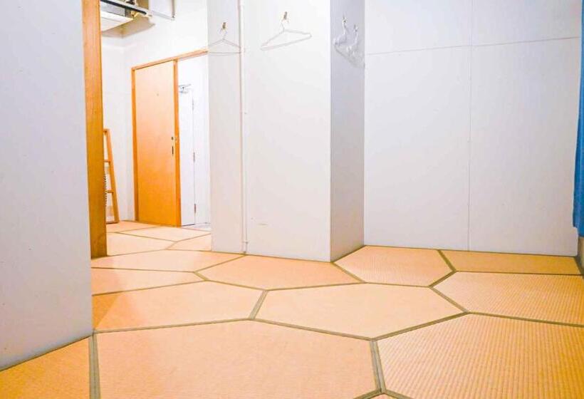 四人标准间, Hostel Tangatable