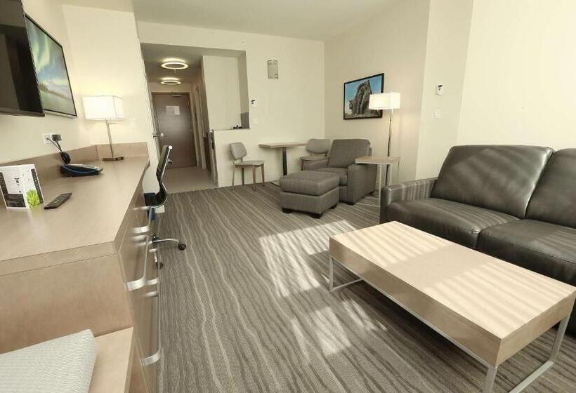 جناح, Best Western Plus Sawridge Suites