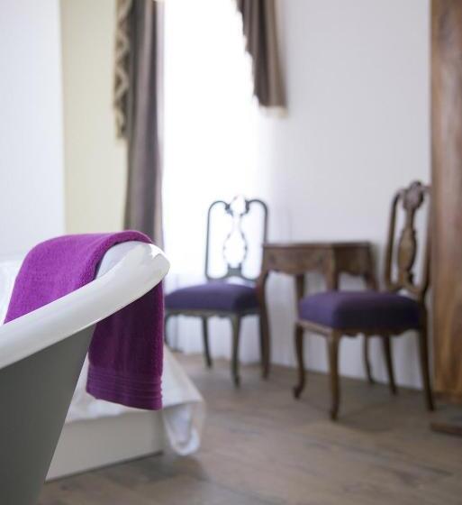 سوییت, Lokàl Boutique