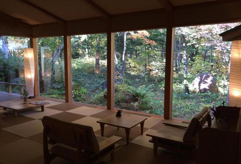 חדר סטנדרט, Mozumo