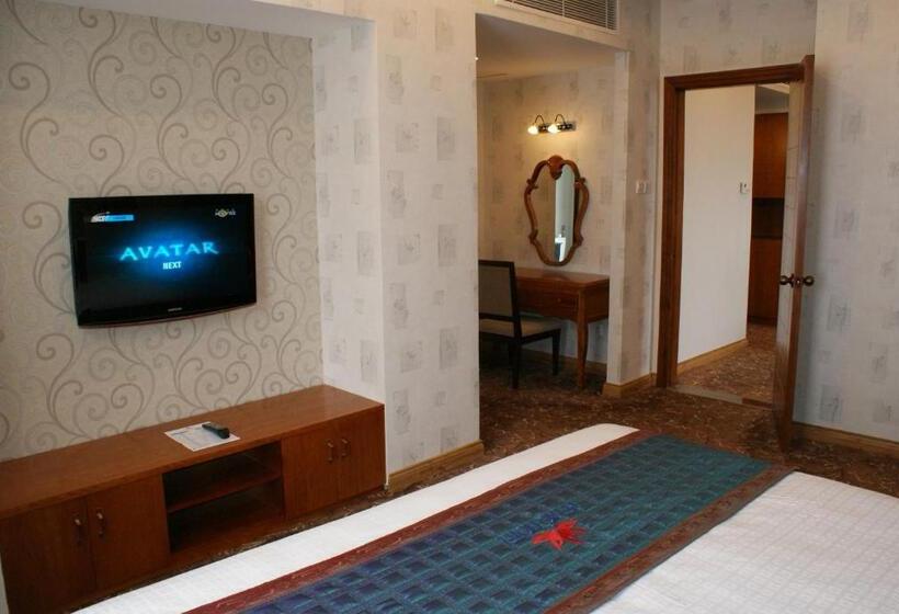 1 Bedroom Apartment City View, Petro