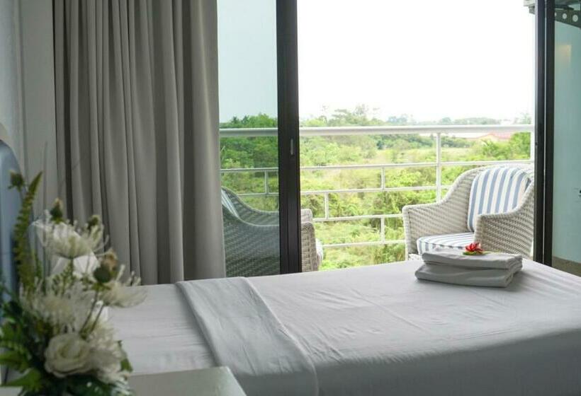 חדר סופריור, Rua Rasada Express