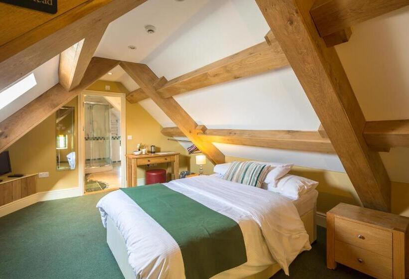 חדר סטנדרט, The Castle