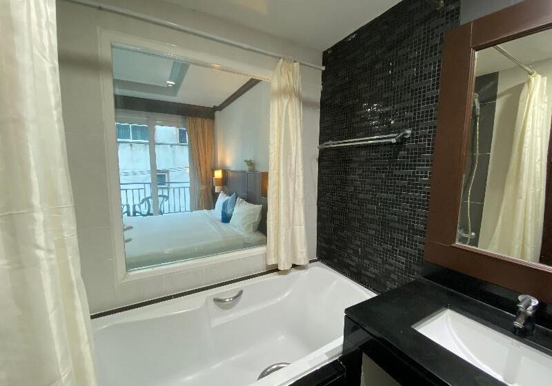 اتاق استاندارد, Yangon Airport