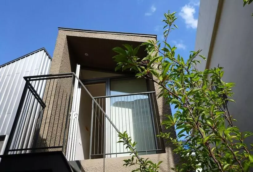 اتاق استاندارد, Inside Busan Hostel