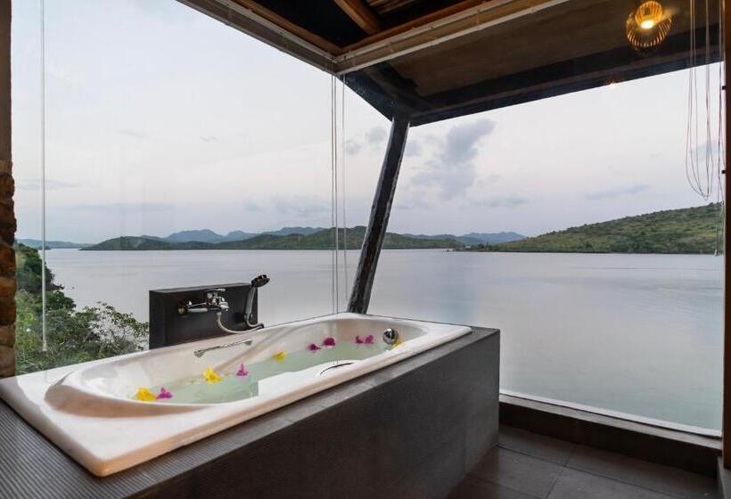 جناح سوبيريور, La Estancia Busuanga