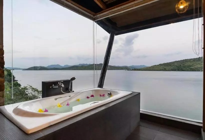 سوییت سوپریور, La Estancia Busuanga
