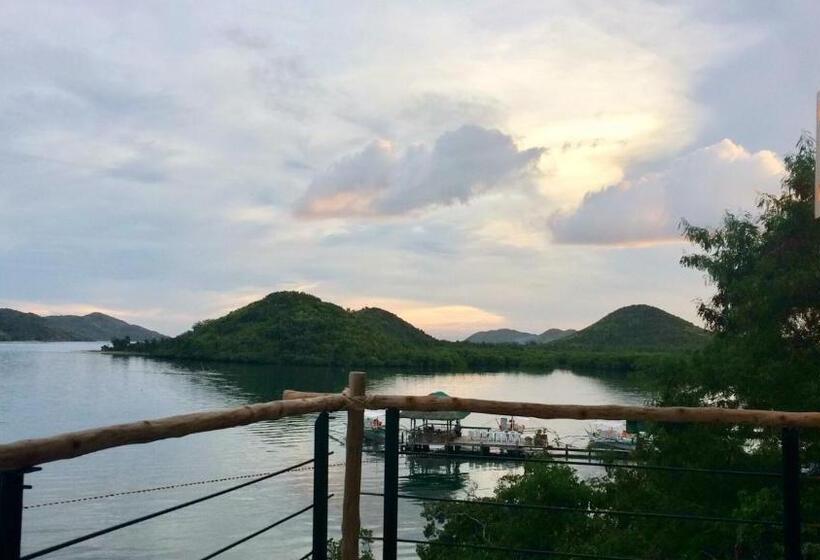 جناح سرير كينج, La Estancia Busuanga