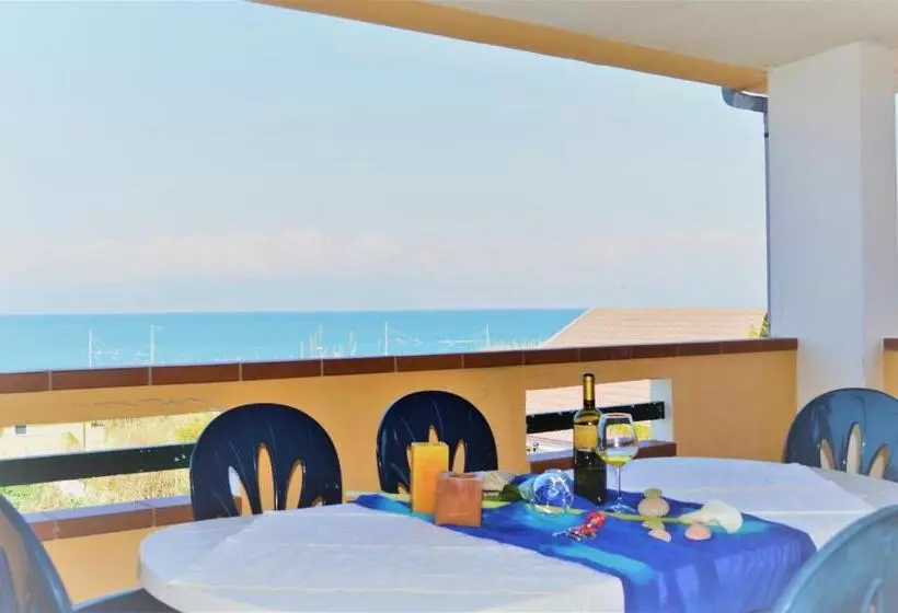 海の見える３ベッドルームアパートメント, Villa Paglianiti   Your Family Residence!