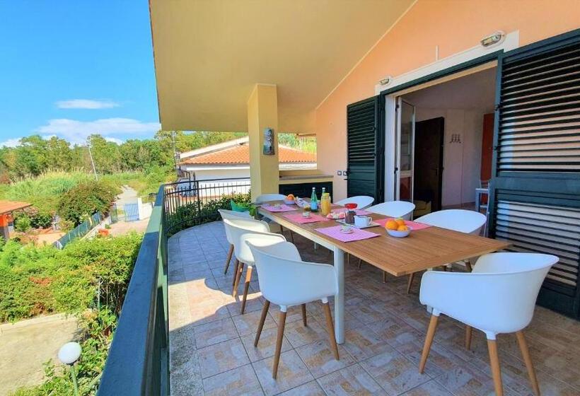 ３ベッドルームアパートメント, Villa Paglianiti   Your Family Residence!