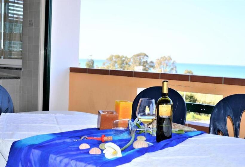 海の見える３ベッドルームアパートメント, Villa Paglianiti   Your Family Residence!