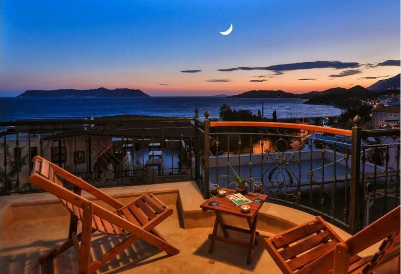 דירת דופלקס 3 חדרי שינה, çınarlar Apart Hotel Kaş