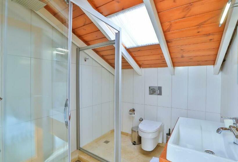 דירת דופלקס 3 חדרי שינה, çınarlar Apart Hotel Kaş