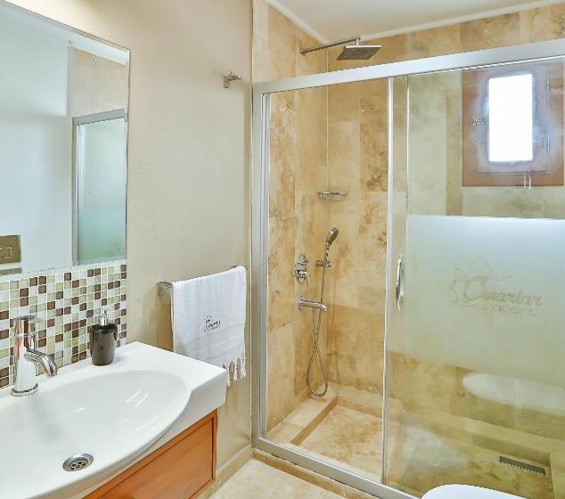 דירת דופלקס 2 חדרי שינה, çınarlar Apart Hotel Kaş