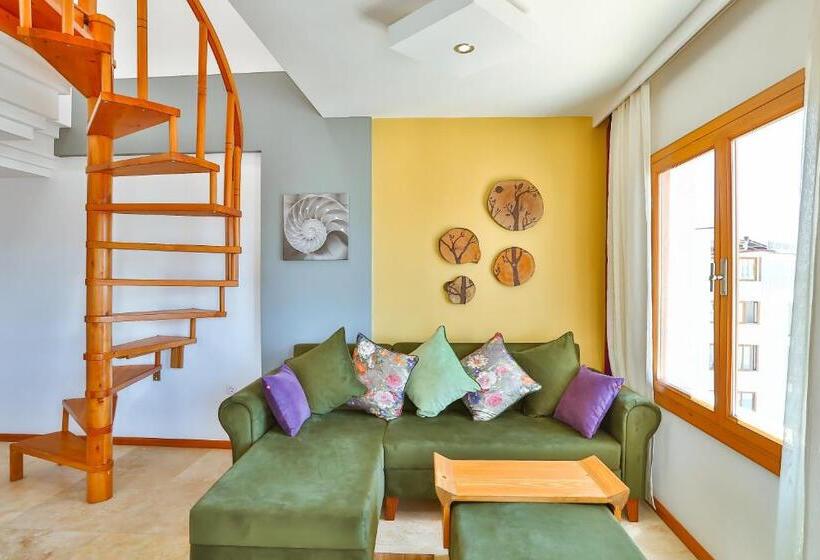 דירת דופלקס 2 חדרי שינה, çınarlar Apart Hotel Kaş