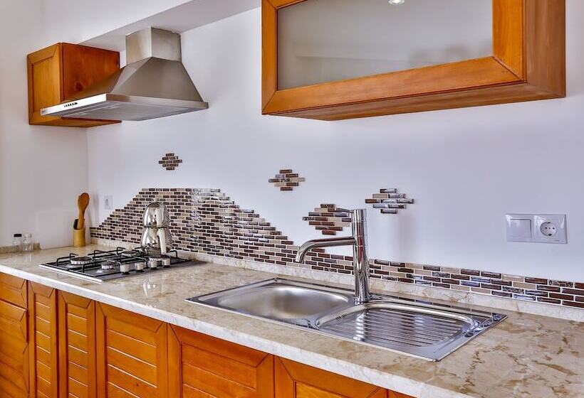 דירת קומפורט חדר שינה 1, çınarlar Apart Hotel Kaş